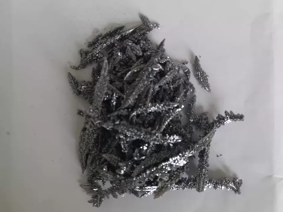 Dendritic Vanadium Metals