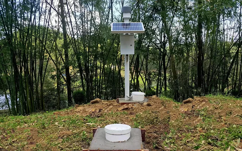 Integrated Crack Monitoring Device1